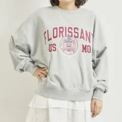 SM2 ミニ裏毛カレッジプリント+刺繍スウェット グレー