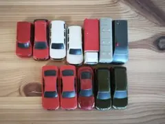 ポケットトミカ１２台セット 赤 白 緑