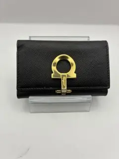 フェラガモ 美品 キーケース ゴールド金具付き