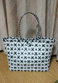PPバンドかごバッグ(特大サイズ)、プラカゴ　模様d-白-黒