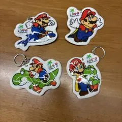 レトロ　Nintendo スーパーマリオワールド　キーホルダー 4種セットのサムネイル