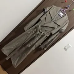 ベージュ トレンチコート ウエストベルト付き