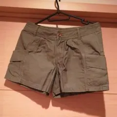 ギャミヌリィ　ショートパンツ　キュロットのサムネイル