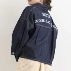 アメリエルマジェスティックレゴン バックプリント デニム シャツ