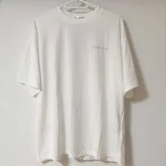 【新品・未使用】ちいかわ アベイル Tシャツ Mサイズ ホワイトのサムネイル