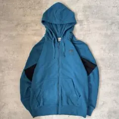 PUMA プーマ　パーカー　ブルー　フーディー