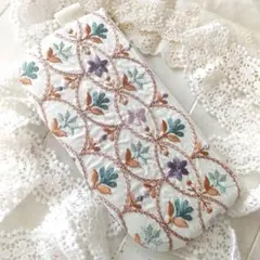 【881】インド刺繍生地　メガネケース　ペンケース　ハンドメイド　緑のお花