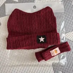 赤ニット帽とマフラー
