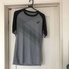 asics ストライプ Tシャツ グレー/ブラック