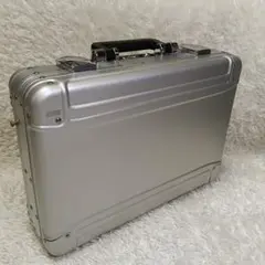 Item thumbnail for item b9ea4b7d-617f-4f34-abff-11c902834310