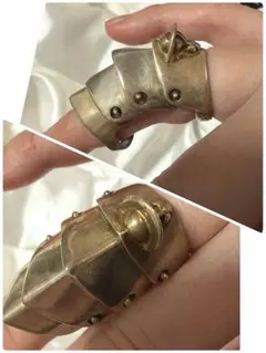 みんな大好き★ NANAも使用した❤︎ヴィヴィアン ★ アーマーリング★