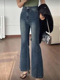 ダークブルー ブーツカットデニム