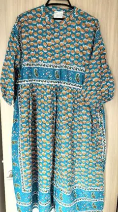 【SALE】ロングワンピース　インド綿　 小花柄　夏