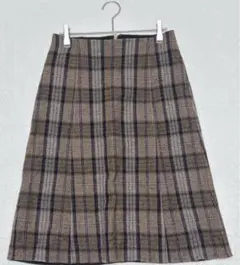 ブラウン系チェック柄タイトスカート