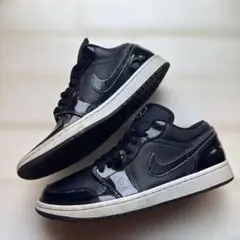 Nike Air Jordan 1 Low ブラック　28.5
