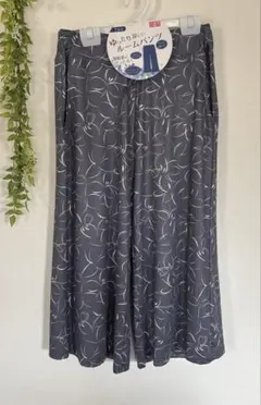 新品タグ付き未使用 ルームウェア　ゆったり涼しい　ハーフパンツ　グレーMのサムネイル