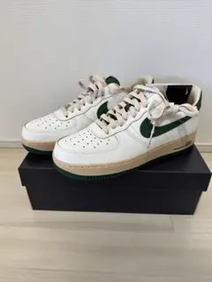 ナイキ ウィメンズ エアフォース1 ロー 