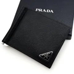 未使用級✨プラダ サフィアーノ トライアングルロゴ 折り財布 RFID 黒