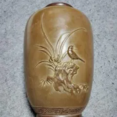陶器製彫刻花瓶