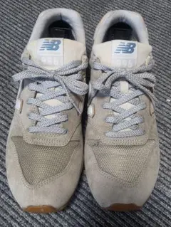 ブ*ル様 New Balance 996 スニーカー 　CM996LU2