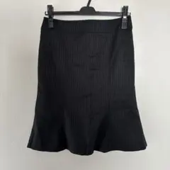 UNTITLED アンタイトル　ストライプ フレアスカート スーツスカートのサムネイル