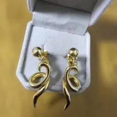 ゴールドイヤリング