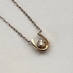 ミルフローラ 10K ホースシュー プチネックレス ホワイトトパーズ