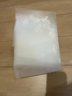 刺繍入りホワイトウェディングベール