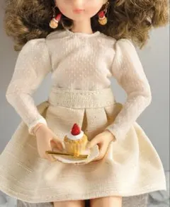 ドール用ミニチュア ケーキピアスとカップケーキ ハンドメイド