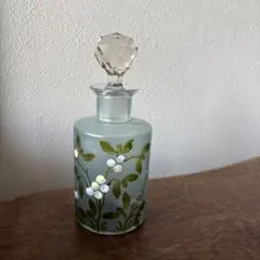アンティーク香水瓶 フロストガラス 植物柄　フランスのサムネイル