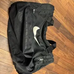 ダッフルバッグ