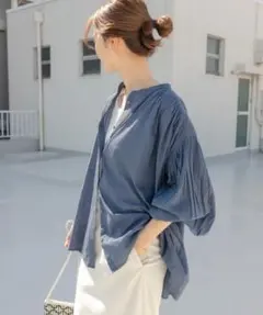 アーバンリサーチドアーズ　コットンボイルギャザーブラウス　ブルー