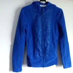 アディダスバイステラマッカートニーのフリースパーカー