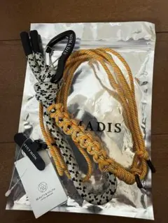 ＜NOMADIS＞ループストラップ