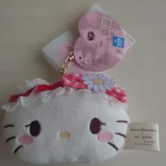 しまむら　青木美沙子　サンリオ　コラボ　ハローキティキーホルダー