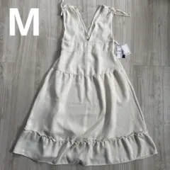 【ツイードジャンスカ】Mサイズ　新品未使用　しまむら　フリル　ワンピ　ホワイト