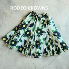 ロデオクラウンズ　プリーツミックス　フレアロングスカート　花柄　リゾートのサムネイル