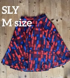 美品　SLY スライ　フレアスカート　ミディアムスカート　膝丈