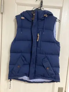 ネイビー フード付き ダウンベスト