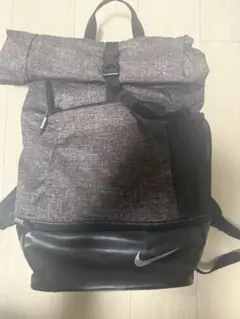 Nike ロールトップリュック グレー・ブラック
