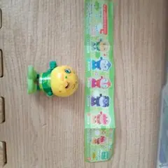 ガチャガチャ　メロンパンナちゃん