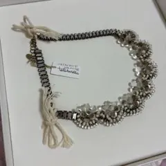 ビーズ刺繍ネックレス 野の花ネックレススワロフスキークリスタル