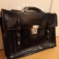 Item thumbnail for item e5157451-5341-4c75-8a0d-8972081facf4