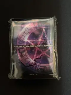 遊戯王 YCSC スリーブ 五稜星の呪縛 100枚入り 未開封 公式品 中国 スリーブ『五稜星の呪縛(紫/日本)』100枚入り【-】{-}《スリーブ》