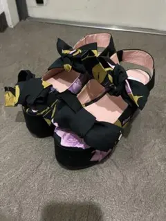MSGM 花柄リボンサンダル厚底サンダルのサムネイル