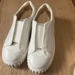 Clarks クラークス レザー スリッポン スニーカー ホワイトのサムネイル