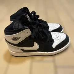 NIKE AIR JORDAN 1キッズ17cm白黒パンダカラー AJ1 子供用