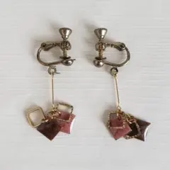 スクエアモチーフのゴールドイヤリング ピンク ビンテージ 大人かわいい 正方形