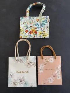 PAUL&JOE　花柄トート　ショッパー2種　3点セットのサムネイル