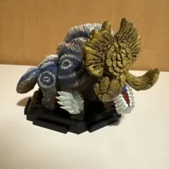 モンスターハンター　ガムート　フィギュア